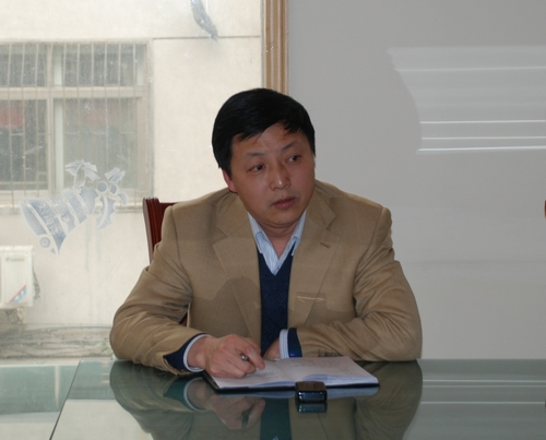 公司召开2011年后期服务工作会议 公司召开2011年后期服务工作会议