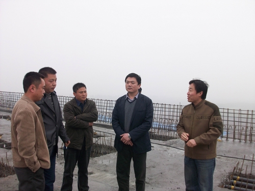 张伟中副总经理赴郑州黄河公铁两用桥分建段总监办检查指导工作 张伟中副总经理赴郑州黄河公铁两用桥分建段总监办检查指导工作