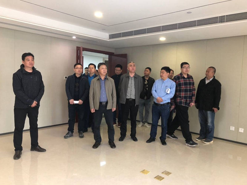 常兴文董事长一行莅临公司研究中心项目检查指导工作