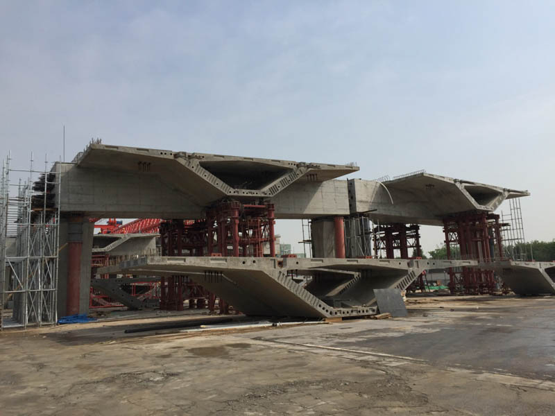 设计一院组织设计人员赴四环高架项目现场参观学习